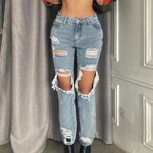 Fashionaova Light Blue Wash distressed jeans size 3